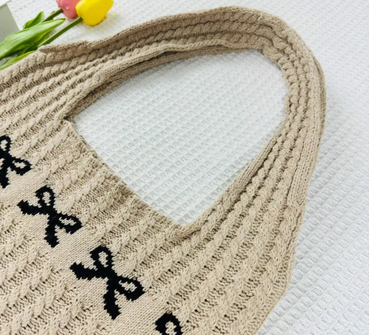 Bow Knit Tote Bag